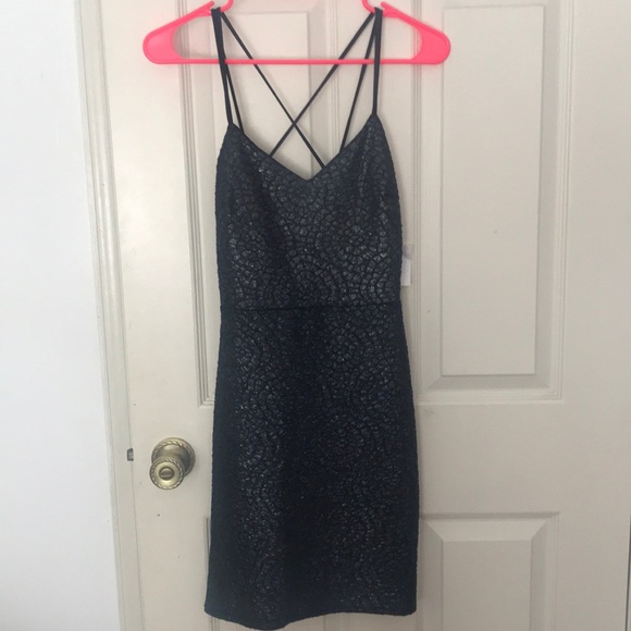 Dress - Picture 1 of 3